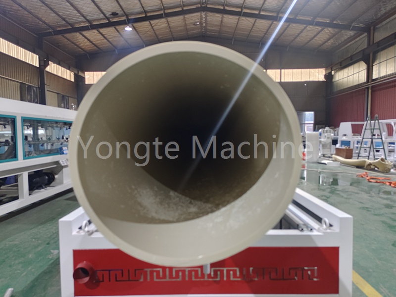Yongte Plastic Machinery überwindet die Produktionsschwierigkeiten von 630 mm PVC -Rohren und fördert den Qualitätsaufstieg der Branche