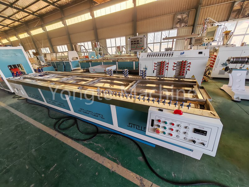 Yongte Plastic Machinery Start neuer PVC -Regenwassentank -Extruder