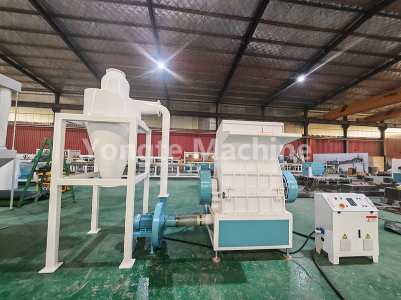 Yongte Plastic Crusher Machine wird erfolgreich mit hoher Kapazität getestet