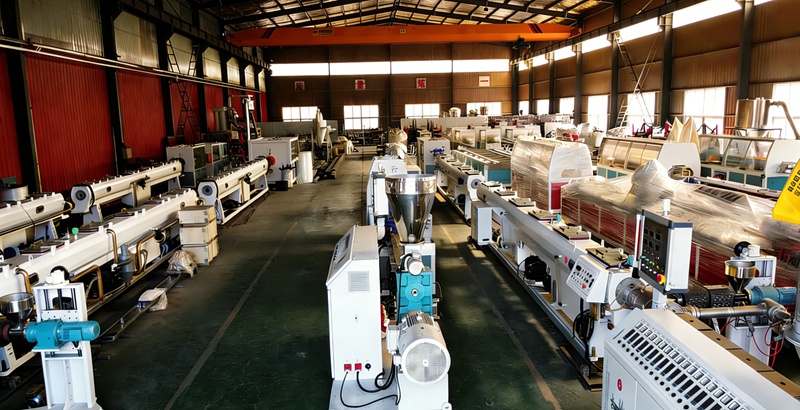 Yongte hat die Produktion mehrerer Kunststoffextrusionslinien erfolgreich abgeschlossen