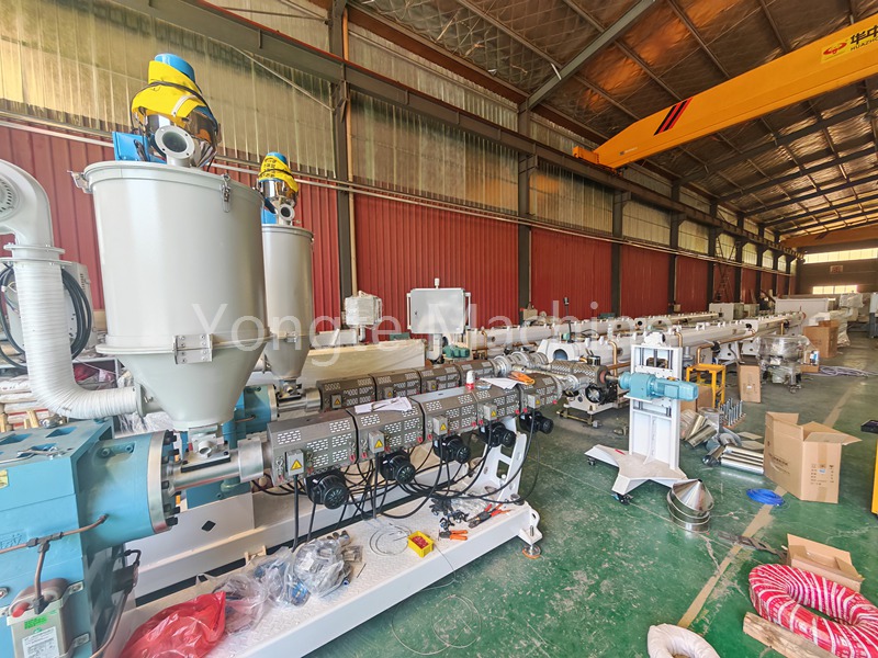 75-125 mm Dreischicht PPR-Rohr-Extrusionslinie