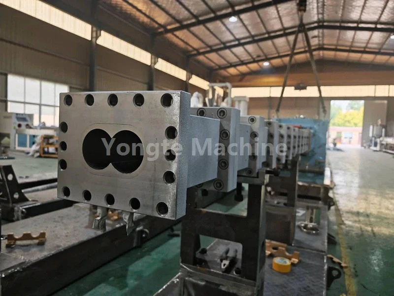 WPC Decking Profile Machine factory
