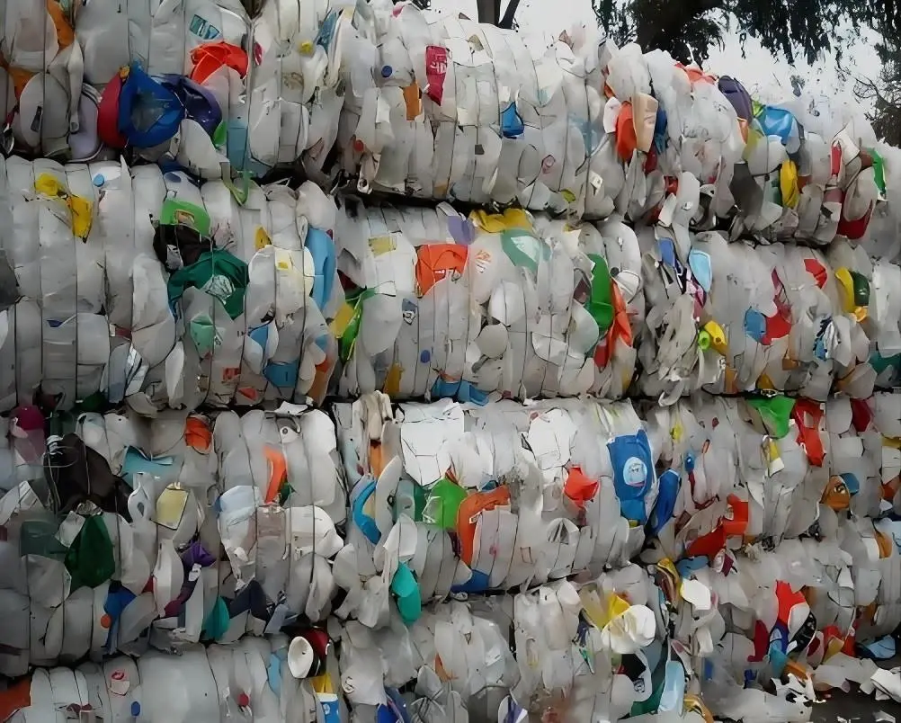 Welche Kunststoffabfälle können von Plastic Lumber Machine verwendet werden?